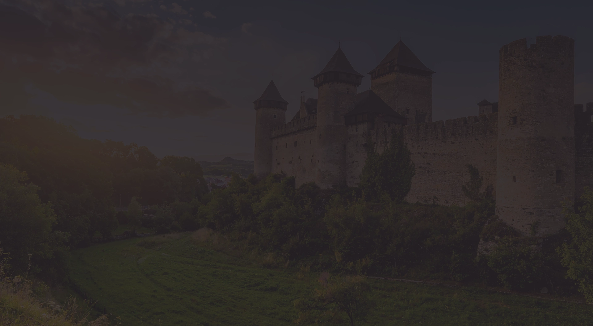 Architecture défensive et demeures seigneuriales historiques